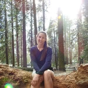 Meet your Posher, Caitlin